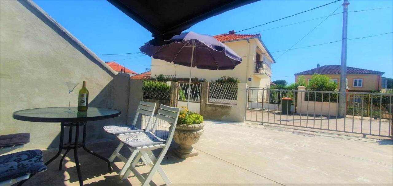 Apartment Fain - Private Parking زادار المظهر الخارجي الصورة