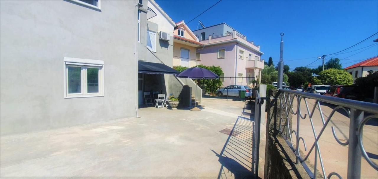 Apartment Fain - Private Parking زادار المظهر الخارجي الصورة