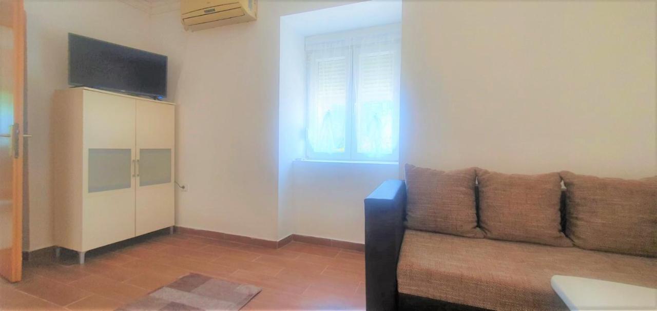 Apartment Fain - Private Parking زادار المظهر الخارجي الصورة